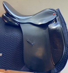 ALBION K2 DRESSAGE 17.5"