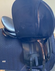 ALBION K2 DRESSAGE 17.5"